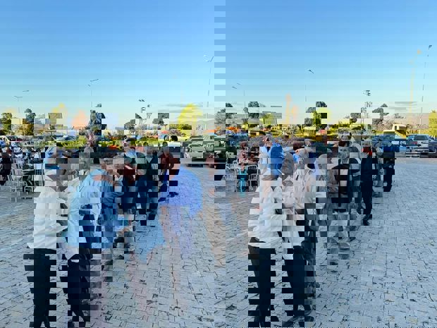 Akçakiraz Beldemizin sâkinleriyle, bu akşam düzenlediğimiz etkinlikte yine bir araya geldik. Düzenlediğimiz bu etkinliğe katılarak bizleri ziyadesiyle mutlu eden tüm hemşehrilerime teşekkür ederim. Güzide beldemiz Akçakiraz’ımızı birlik ve beraberlik içerisinde daima ileri taşıyacağız… ?? 'Akcakiraz Etkinlikler ' + index