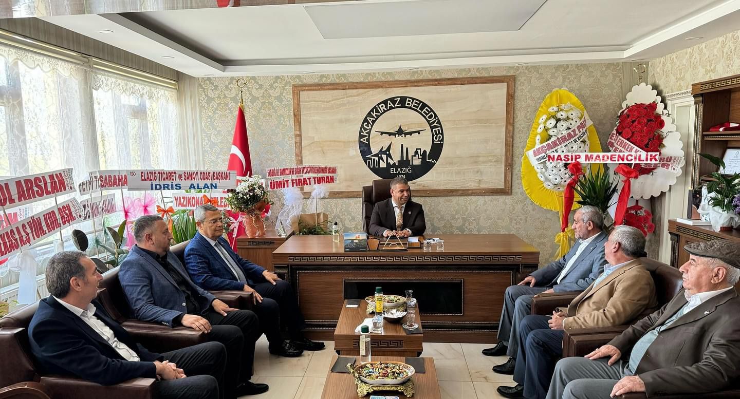Yeniden Refah Partisi Elazığ İl Başkanı Ömer Ateş ve beraberindeki heyet beldemize gelerek bizleri ziyaret etti.